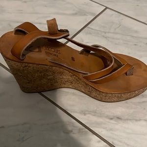 K Jacques wedge. Saddle color. Size 40